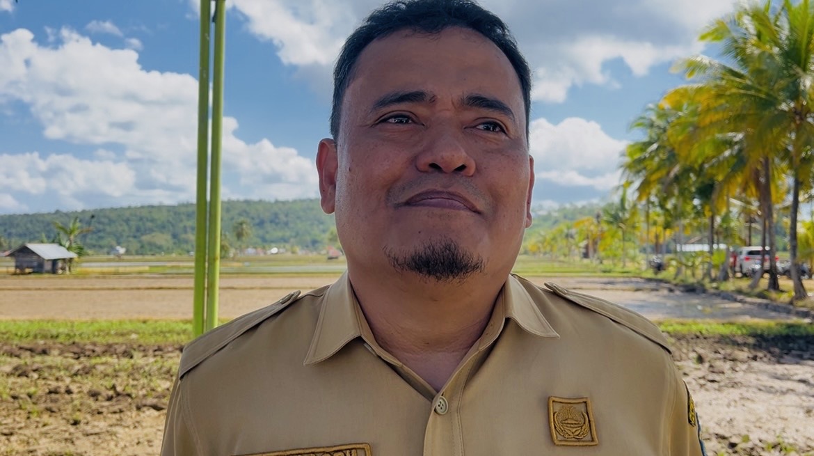 Baubau, Yudi Masril