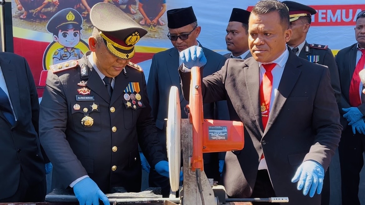 Buton, Kapolres AKBP Ali Rais Ndraha - Kasat Reskrim AKP Sunarton Hafala