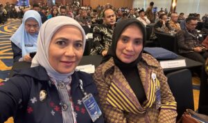 Jakarta, Wakil Walikota Wa Ode Hamsinah Bolu - Kepala Dinas Kelautan dan Perikanan Yulia Widiarti mengikuti rapat koordinasi program Kampung Nelayan Merah Putih