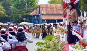 Wakil Walikota Baubau Wa Ode Hamsinah Bolu menerima penghormatan barisan Karang Taruna